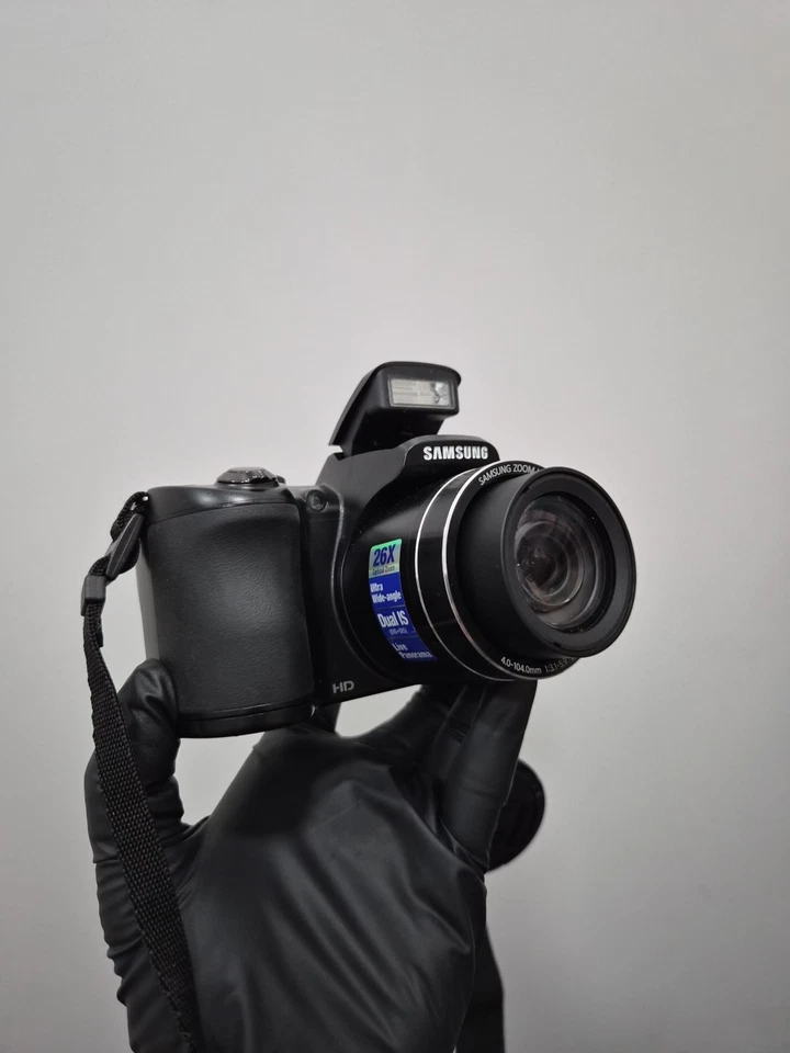 Cámara puente digital Samsung WB Series WB100 16,2 MP 26x zoom negra - probada Foto 3 de 4