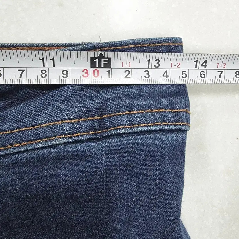 Zara Wide Denim Pants with Hem Damage thumbnail 6