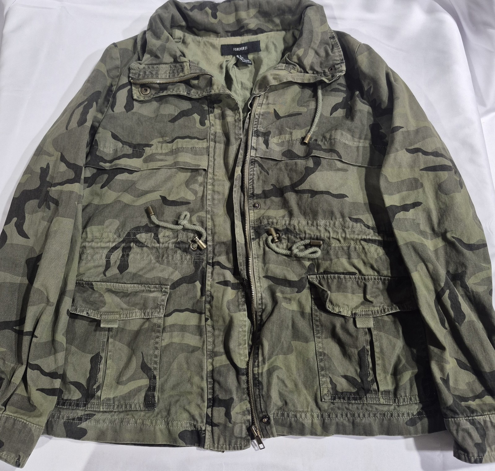 FOREVER 21 Camouflage Utility Jacket Military Cargo Pockets Drawstring Waist L
