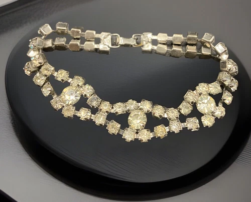 Vintage 1950s Rhinestone Bracelet Silver Tone Crystal Costume Jewelry
