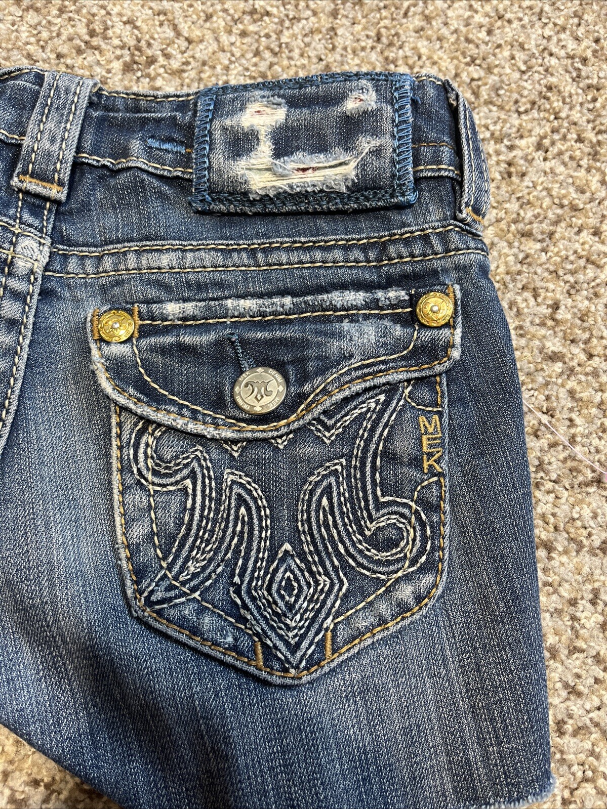 MEK Denim Women's Jean Shorts Cut off Distressed Fray Hem Sz 24 OAXACA - View 10