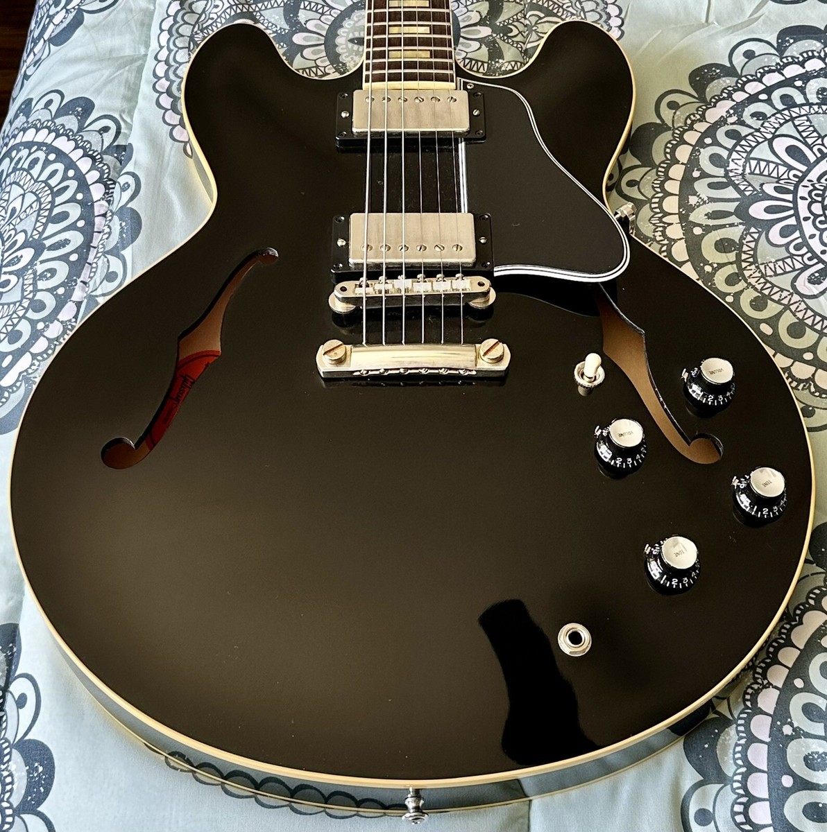 2022 Gibson Custom 1964 ES-335 Reissue VOS Limited Ebony 2022 Gibson Custom 1964 ES-335 Reissue VOS Limited Ebony