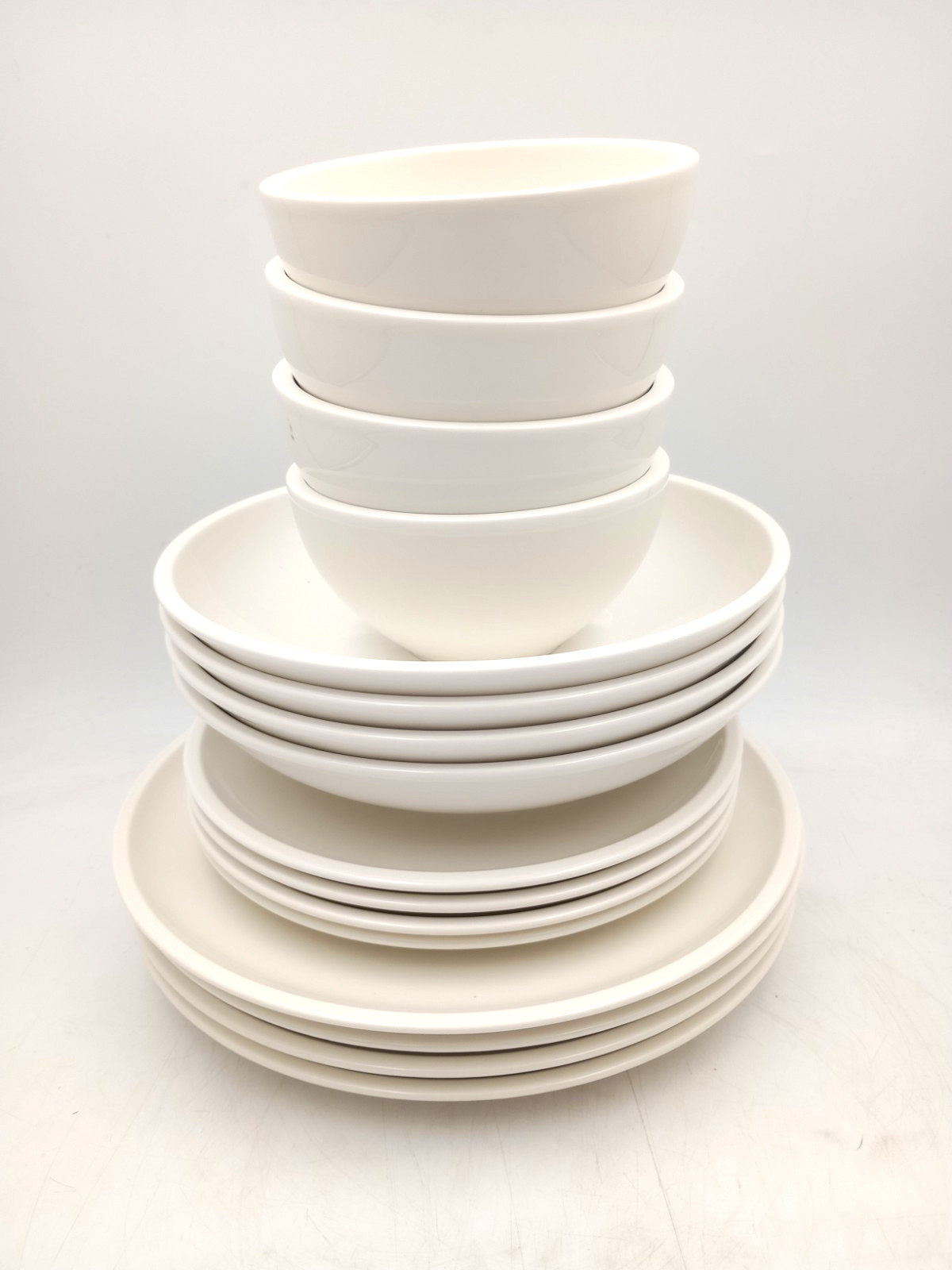 USED - Villeroy & Boch 16-Piece Dinnerware Set | Artesano Original