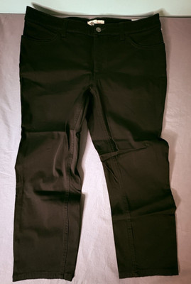 Dickies The Perfect Shape Mid Rise Skinny Mid Rise Women's Capri Pants Black 8
