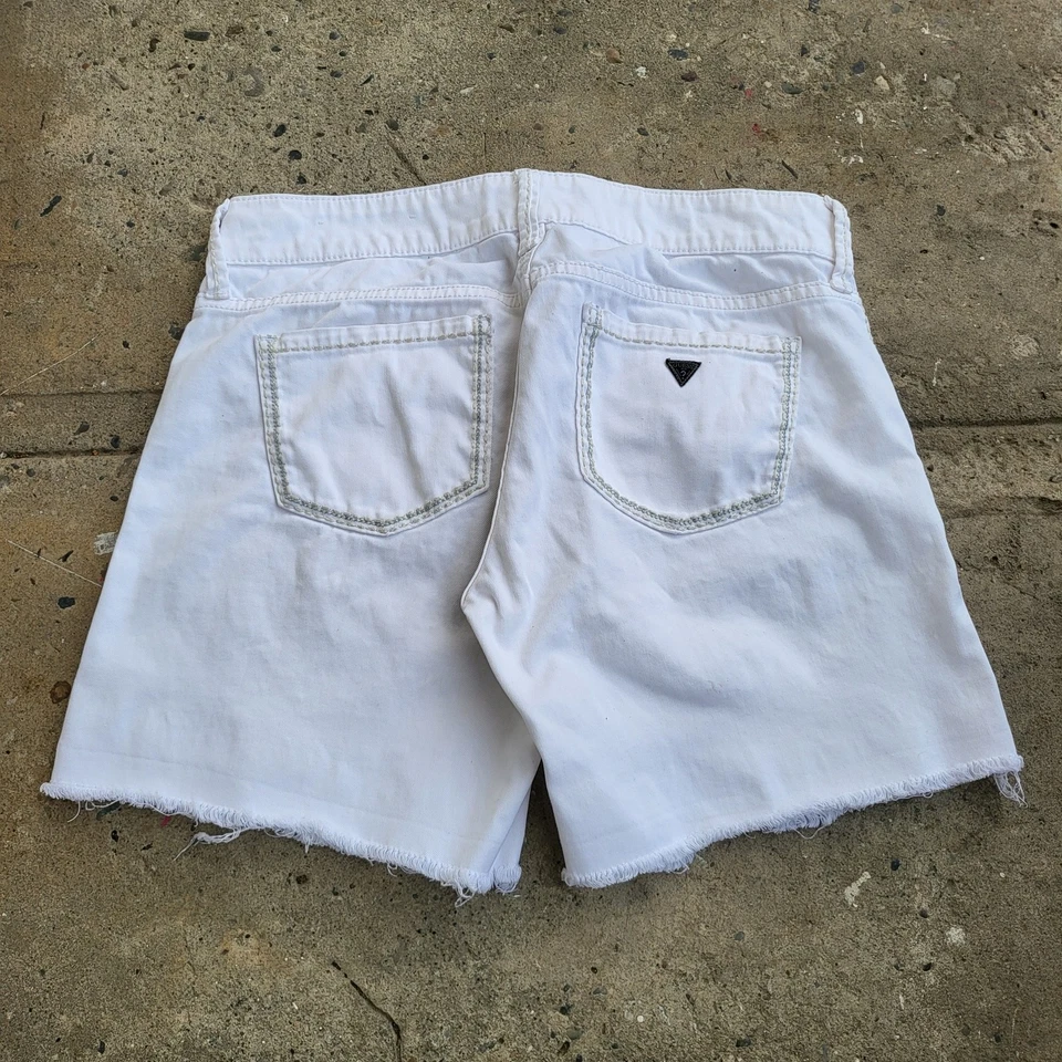 Shorts Guess Cut Off Talla 31 Jean de Denim Claro Blanco Tiro Bajo Verano 7" Etiqueta 28 Foto 4 de 4