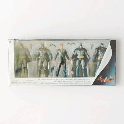 DC Collectibles Batman: Arkham 5-Figuren Set Batman Bruce Wayne Zubehör