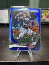 2020 Panini Prizm - Yasmani Grandal #12 Blue Mojo Prizm 089/175