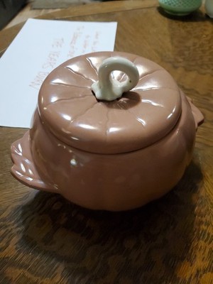 Vintage Hoya California Pumpkin Covered Casserole Dish #949 Mid Century