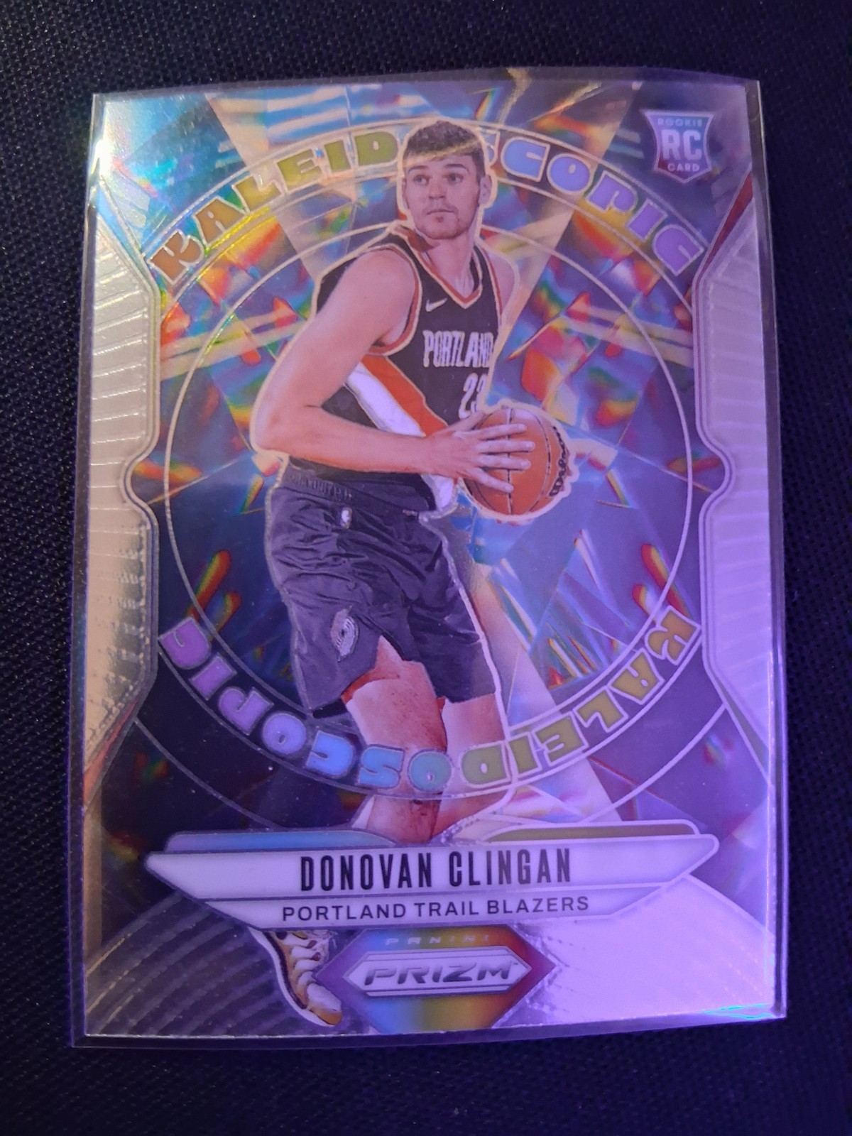 2024-25 Panini Prizm - Kaleidoscopic Donovan Clingan #18 Silver Prizm (RC)