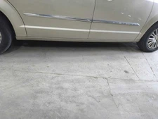 Passenger Side TOWN COUNTRY 2013 Rocker Panel Moulding 603318