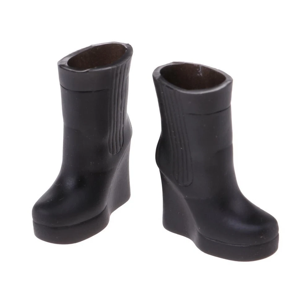Scarpe Per Stivali In Plastica Per Accessori Per Vestiti Per Bambole Licca Da 12 - Immagine 3 di 4