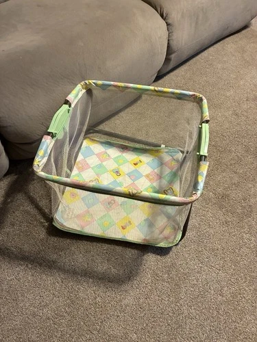 Vintage 1983 Coleco Cabbage Patch Kids Doll Playpen Crib Folds Flat Play Pen