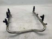 04-08 Chrysler Crossfire 3.2L Distributor Fuel Rail Ramp w/ 5 Injector Q