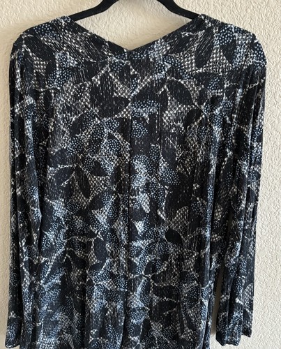 J Jill Large Wearever Collection Knit Top Womens Black White Floral Long Sleeve - Picture 6 of 6