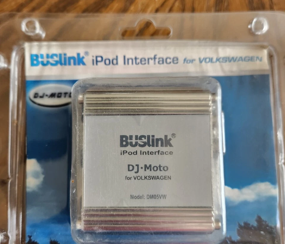NOS Buslink iPod Interface for Volkswagen DJ Moto DW05VW New Old Stock - Image 2 of 4