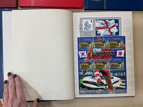 Football thematic stamps, sport large lot, 5 stock books 3.8kg #z442 - Imagen 7 de 21