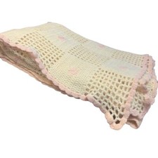 Vintage Hand Crocheted Small Scalloped Edge Pink Flower Baby Throw Blanket