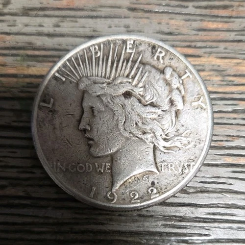 1922 Peace Dollar $1 Silver Coin Circulated Business Strike Uncertified
