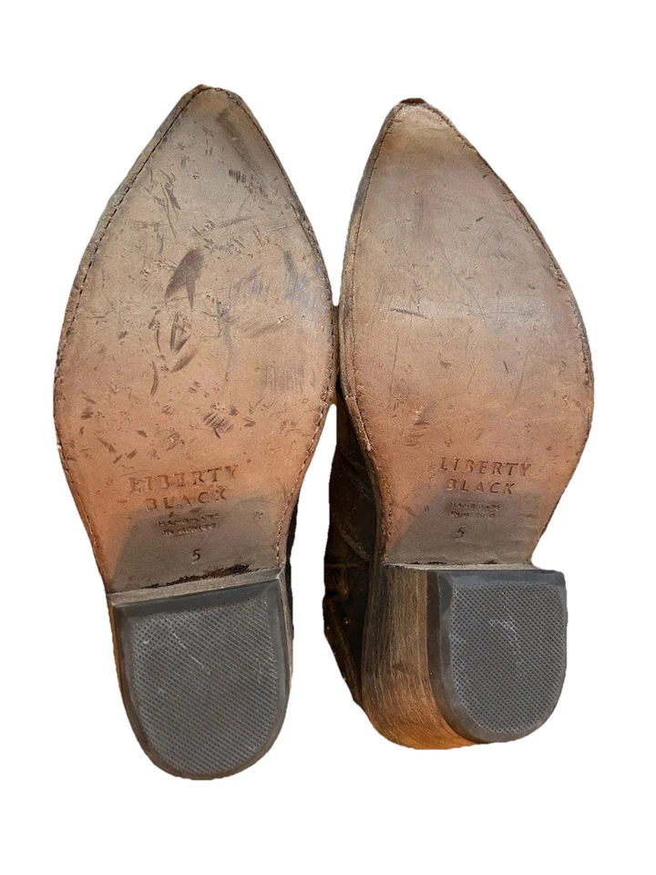 Botín Liberty Negro Amy Western Cuero Marrón Rocker Tachuelas Nuevo Talla 5 Foto 3 de 4