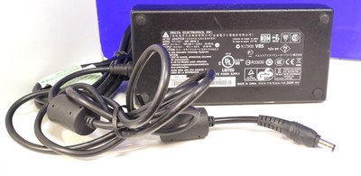 Original Delta ADP-180HB B Ladegerät Netzteil 19V , 9,5A , 180 Watt , sehr gut