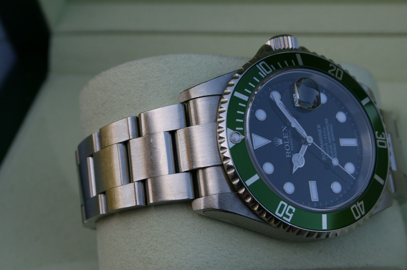 ROLEX GREEN SUBMARINER Z SERIAL MODEL 16610LV ANNIVERSARY SUB LV UNPOLISHED - Image 3