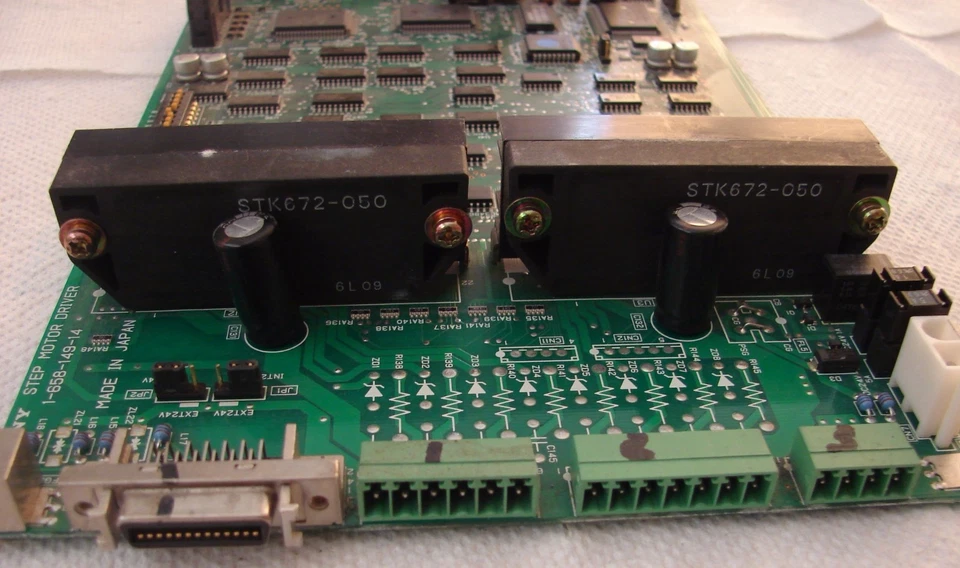 Controlador de motor paso a paso Sony 1-658-149-14 Foto 2 de 4