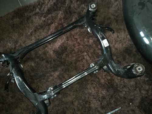 Supporto asse posteriore audi vw etron 4ke505490 come nuovo parte martello incl. accessori - Foto 4 di 4