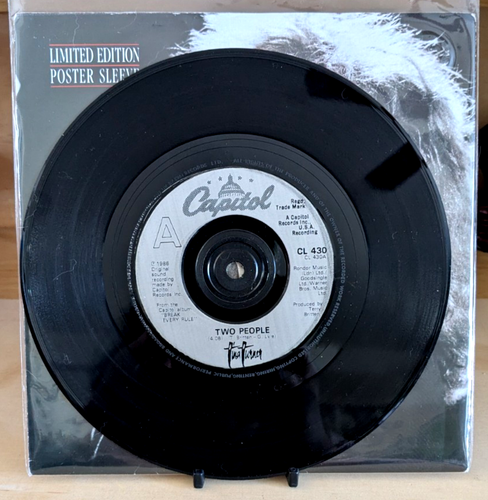 Tina Turner–Two People-1986 UK Import- 7" Vinyl *Limited Edition Poster Sleeve* - Picture 3 of 6