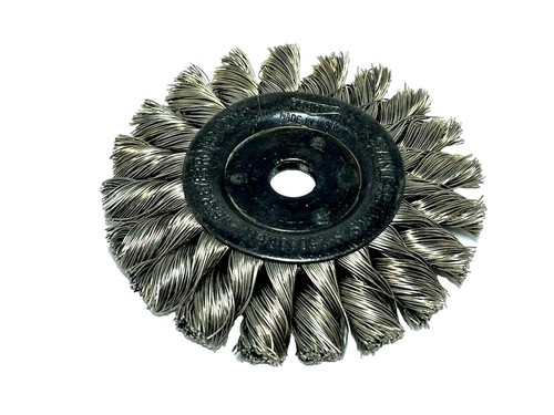 Grillaholics Essentials Spazzola Per Barbecue In Acciaio Inox – Testata 3 Volte, Manico 45,7 Cm, Pulizia 5x Più Veloce, Per Griglie A Gas E Carbonella - 2