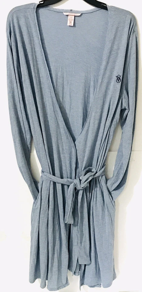 Bata envolvente Victoria’s Secret talla XL lazo cintura azul gris pijamada ligera Foto 2 de 4