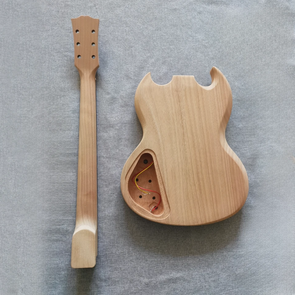 Hágalo usted mismo Kit de Guitarra Eléctrica SG Estándar Personalizado Juego de 2 piezas Cuerpo de Caoba Hueso de Cuello Foto 3 de 4