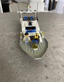 LEGO CITY: Police Boat (7899)