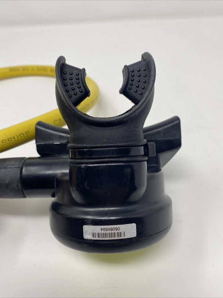 Aeris A1 Octo 2nd Stage Regulator Scuba Dive Yellow Octopus -1 - Image 4 of 4