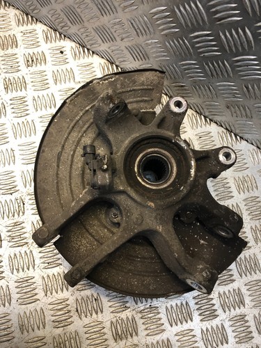 2008 Jaguar XJ 2.7 Wheel Hub Passenger Rear - Picture 2 of 3