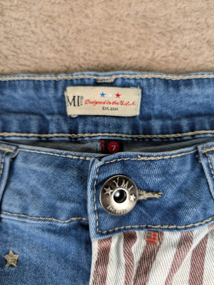 Pantalones Cortos Patrióticos YMI EE. UU. American Distressed Dobladillo Crudo Talla 7 Foto 4 de 4