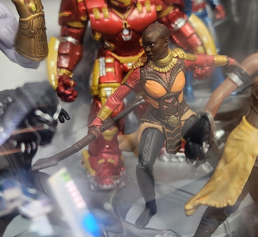 Disney Marvel Studios Avengers Mega Figurine Set New in Box Disney Marvel Studios Avengers Mega Figurine Set New in Box