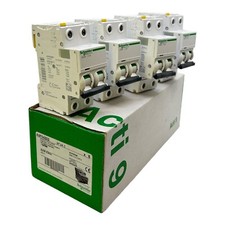 Schneider Electric A9F04202 Circuit Breaker 400V 50/60Hz