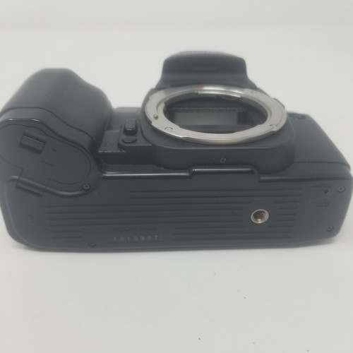 Sigma SA-5 Black 35mm SLR Film Camera Body Autofocus Built In Flash Photography - Picture 4 of 10