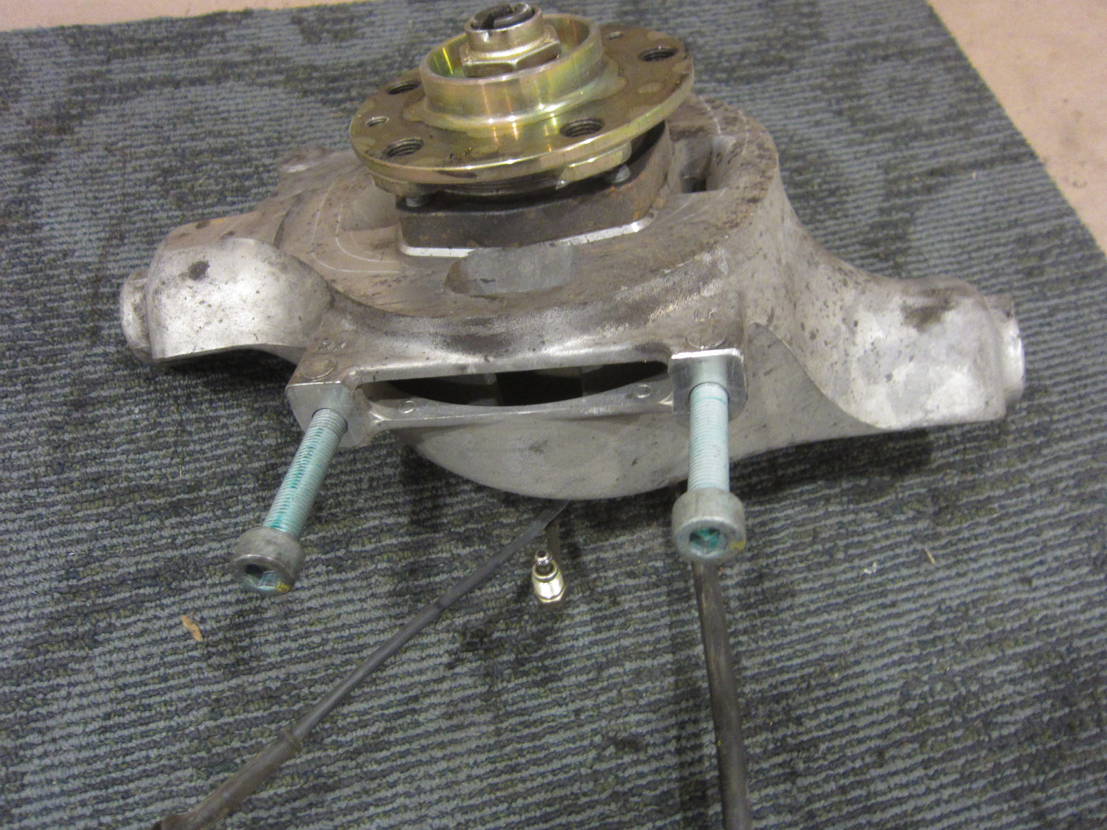 Ferrari 360,430 - RH Rear Stub Axle / Hub Holder Knuckle  - P/N 179330