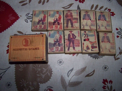 Boîte D'Allumettes + Image - Jeux Olympiques Grenoble 1968 - Objet Vintage