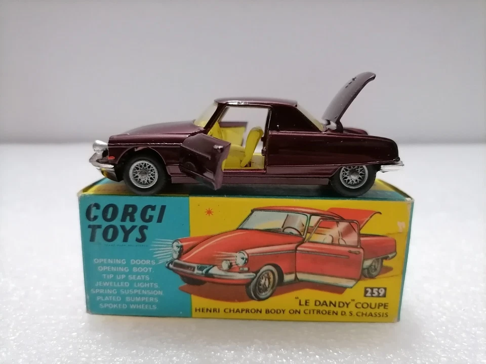 CITROEN Le Dandy Henry Chapron on DS Chassis - Corgi toys 259 , Gt. Britain 1959 - Image 2 of 4