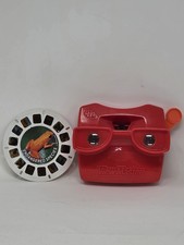 View Master Classic Red 3D Viewer 1 Endangered Animal Species Reels