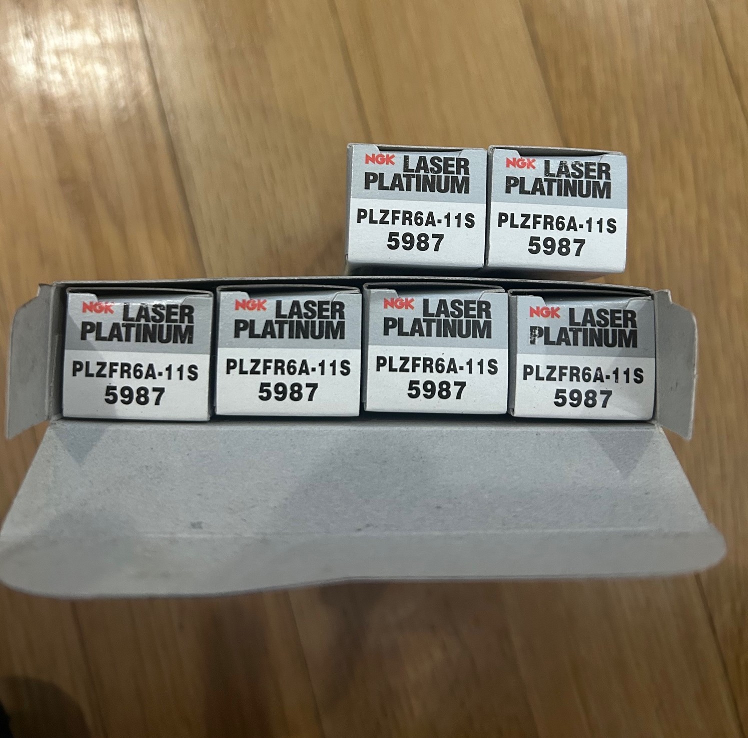 NEW Set of 6 NGK 5987 PLZFR6A-11S Laser Platinum Spark Plugs