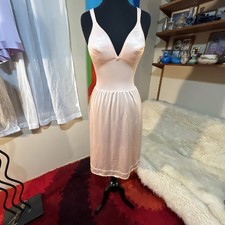 Vintage 70s Olga No Seam Bodysilk Slip Dress 36B Lingerie Blush Nude USA