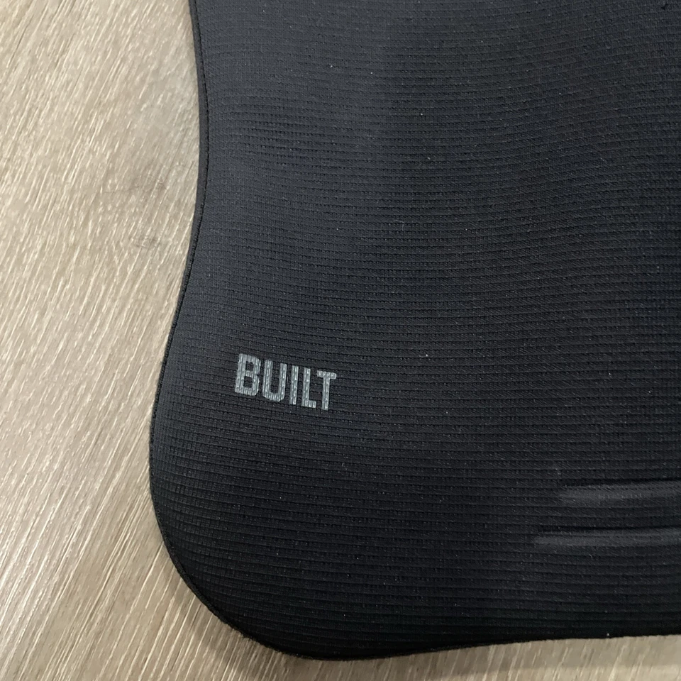 Built NY Bolso para Laptop Negro Neopreno Bolso para Laptop con Correa para el Hombro 15x12  Foto 3 de 4