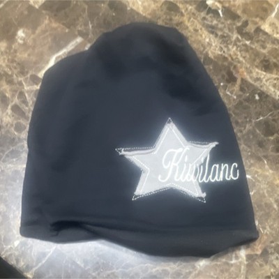 Kiwilanc Black Beanie for Men with Embroidered Star Design Stylish