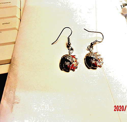 FALL ACORNS ARE FALLING ON THE GROUND, PIERCED EARINGS W/SURGICAL STEEL HOOKS