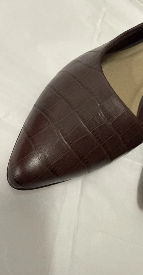 Женские туфли-лодочки CLARKS Collection Linvale Jerica размер 8,5 M цвет бордовый крокодил  - Изображение 2 из 4