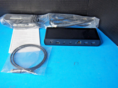 Amazon Basics Thunderbolt4/USB4 Pro Docking Station DBD1336L1