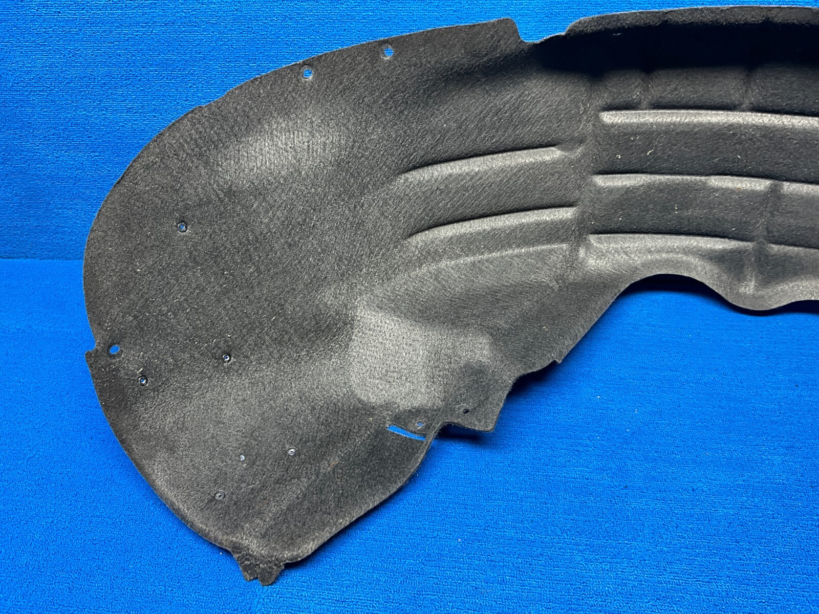 2005-2010 BENTLEY CONTINENTAL REAR RIGHT SIDE FENDER LINER SPLASH SHIELD OEM